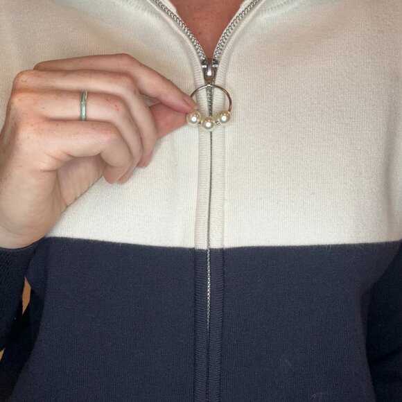 SANDRO PARIS NWOT SIZE 0 XS TWO TONED ZIP UP JACKET PEARL ZIP EXCELLENT COND - Picture 2 of 5